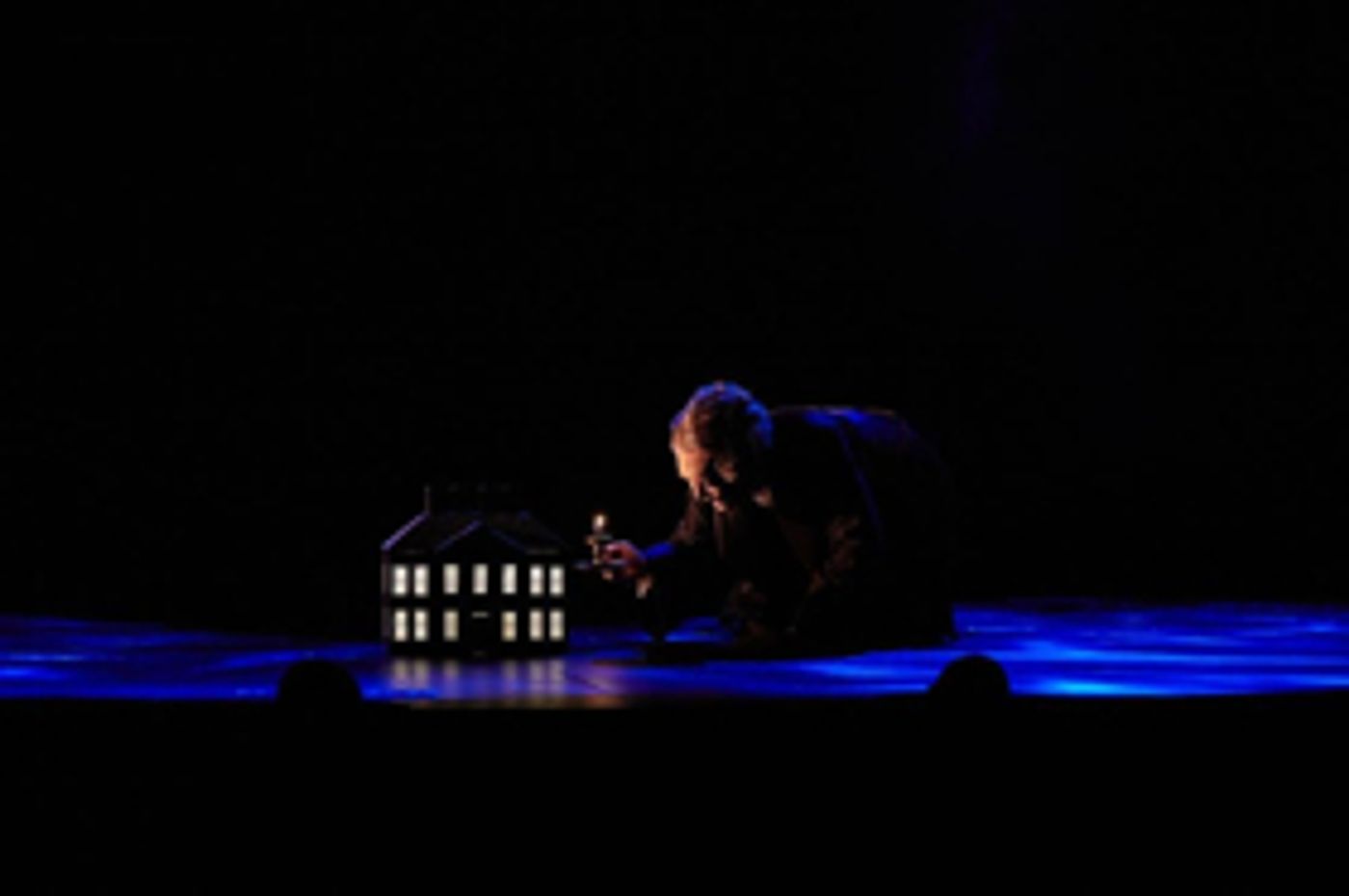 Review: Geffen's Incredible CHRISTMAS CAROL Is Not To Be Missed Review: Geffen's Incredible CHRISTMAS CAROL Is Not To Be Missed Image