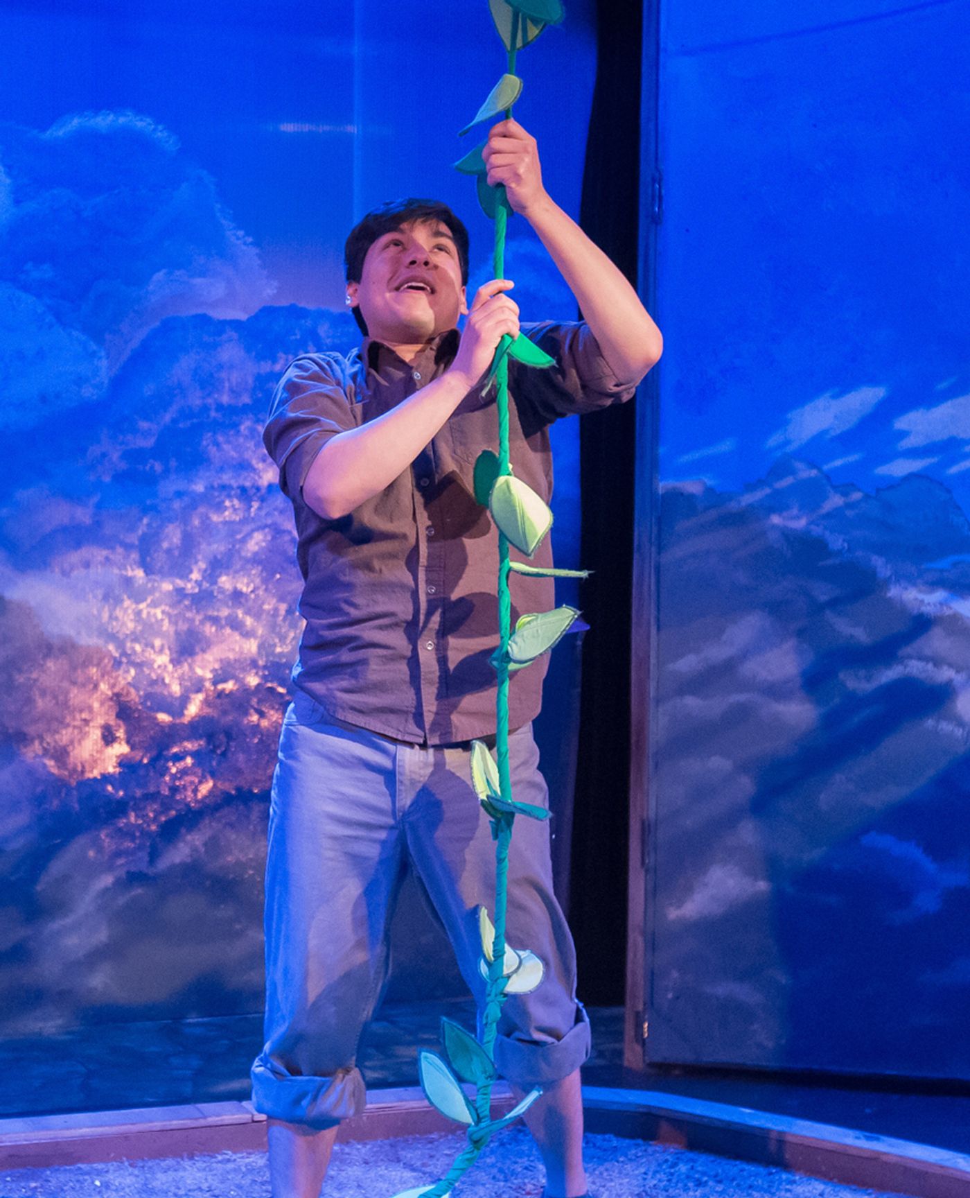 Review: JACK AND THE BEAN MAGICO at The Coterie  Image