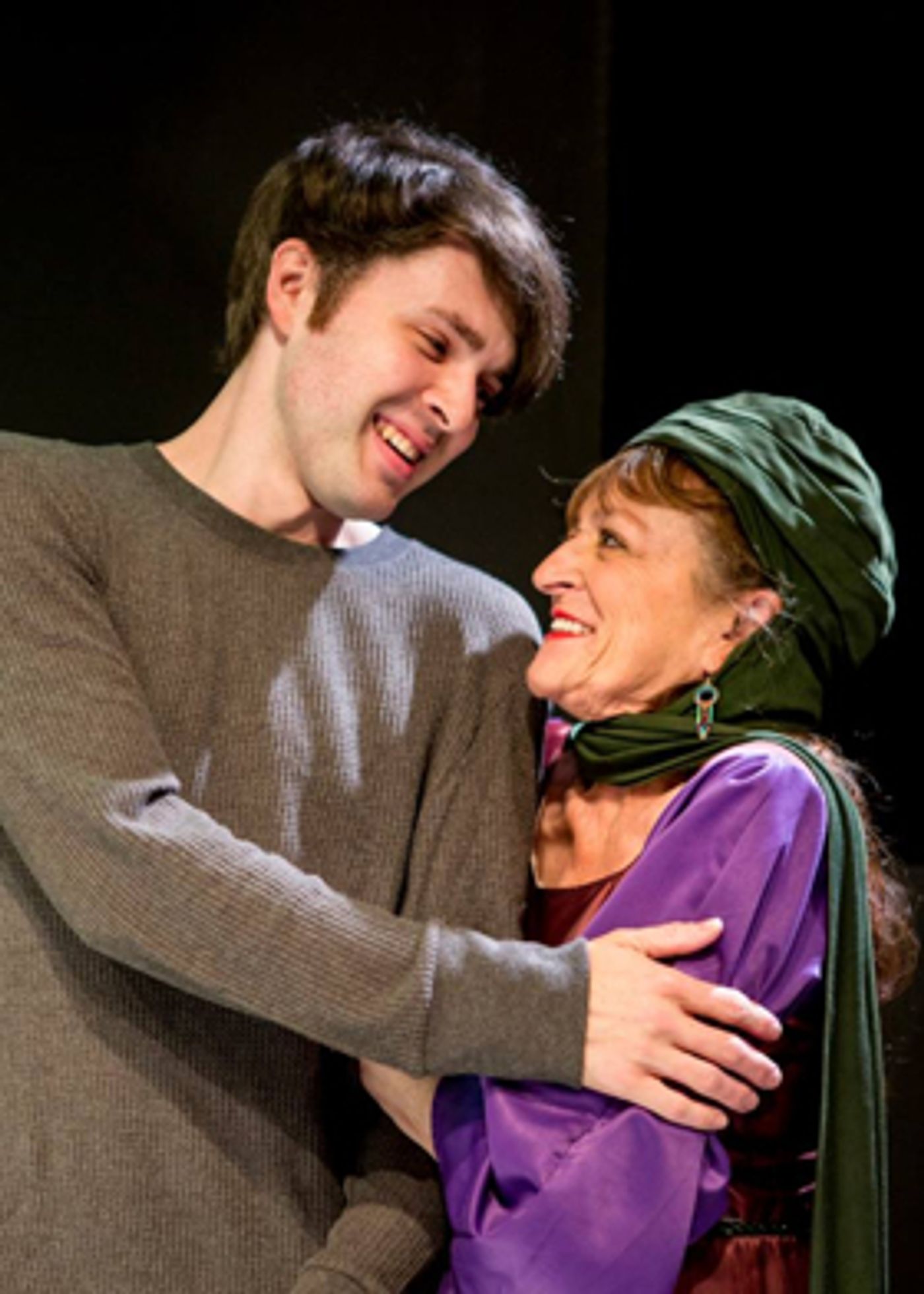 Review: PIPPIN at Westchester Playhouse  Image