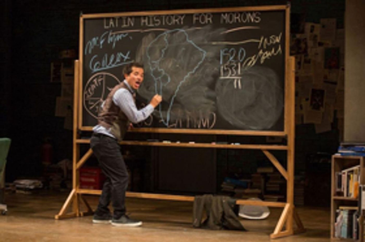 Extra Credit! John Leguizamo's LATIN HISTORY FOR MORONS Extends on Broadway  Image