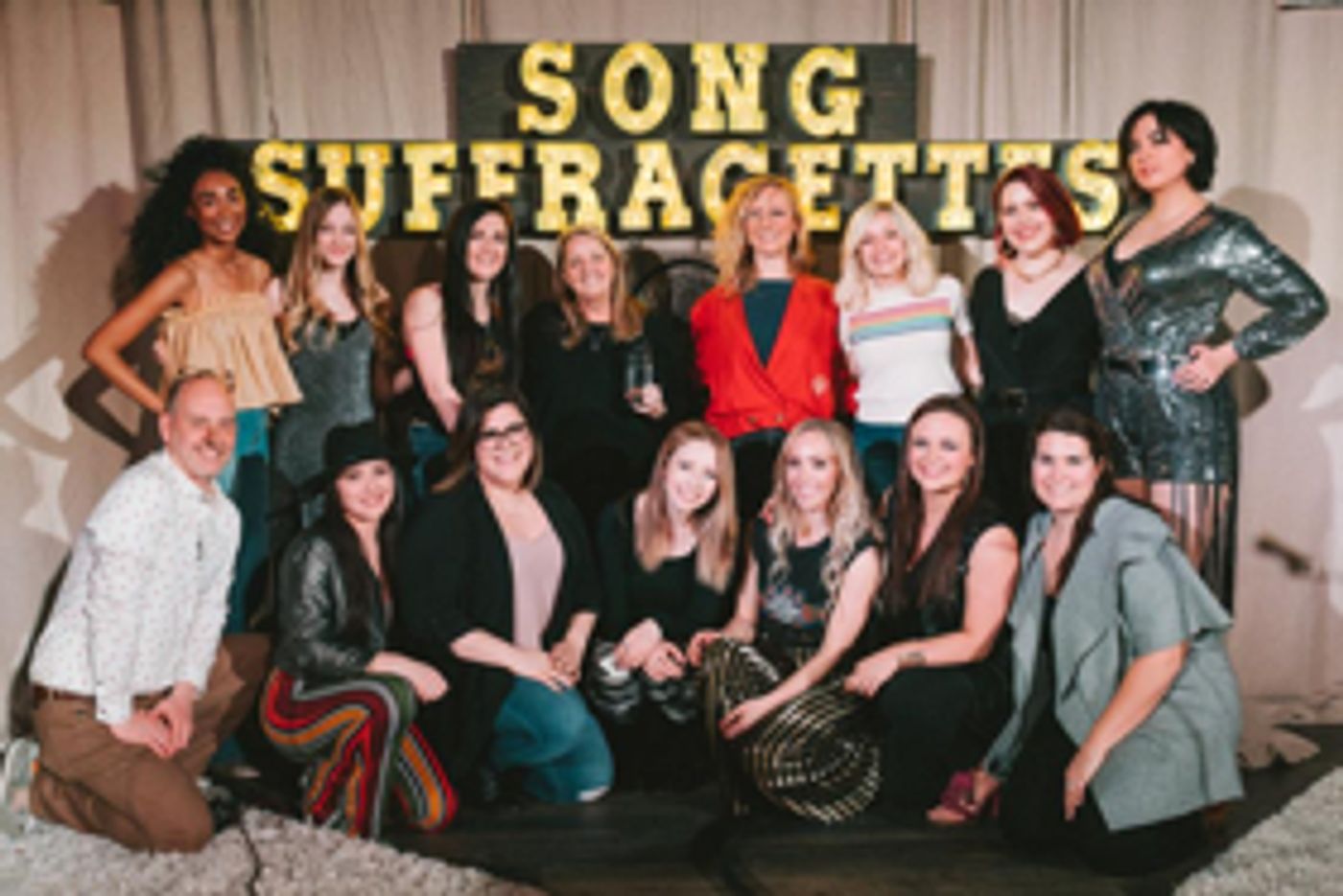 Song Suffragettes Celebrates Fifth Anniversary, Presents Liz Rose With Inaugural 'Yellow Rose of Inspiration Award' Idol Song Suffragettes Celebrates Fifth Anniversary, Presents Liz Rose With Inaugural 'Yellow Rose of Inspiration Award' Idol Image