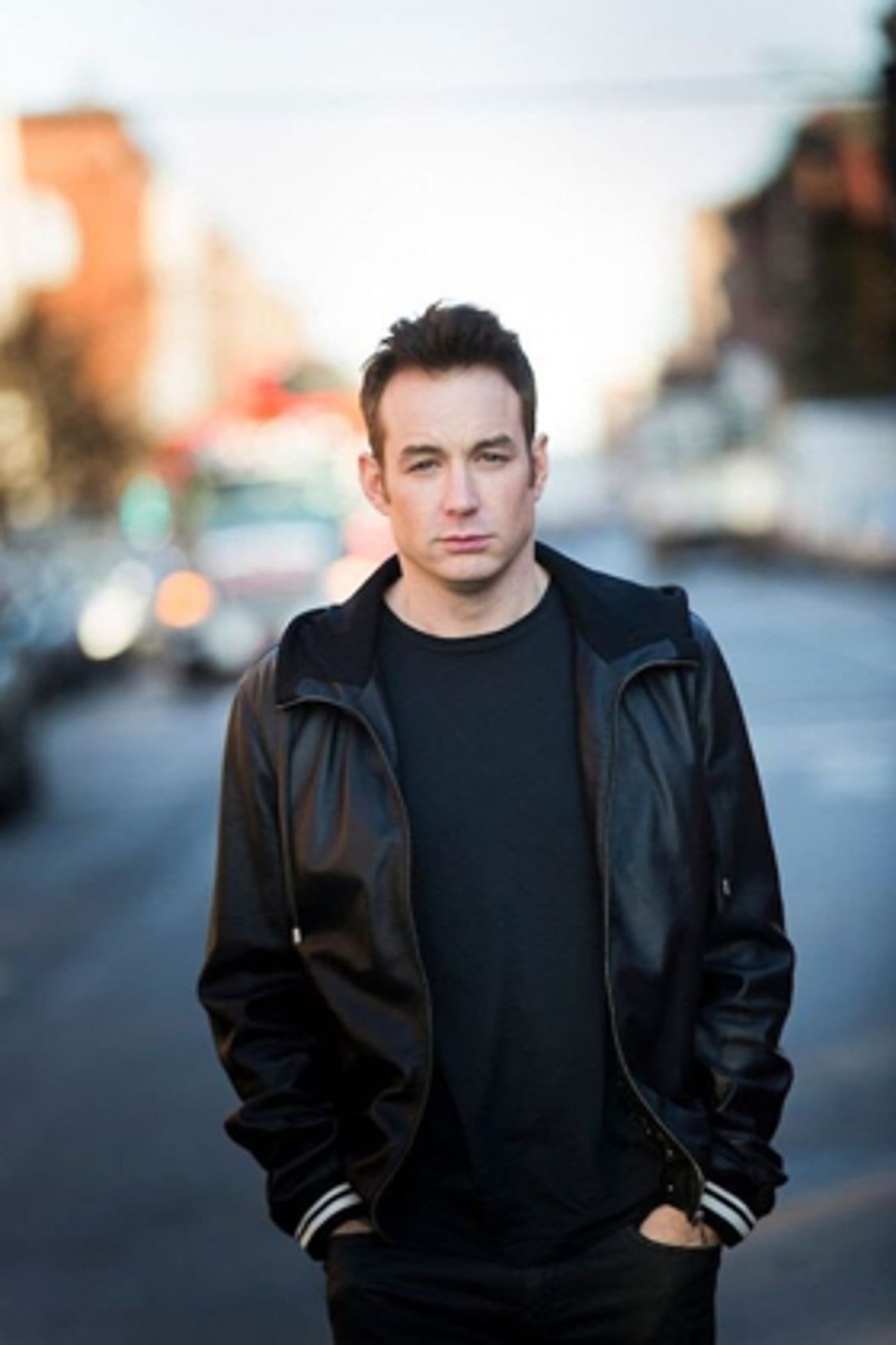 Stephen Costello Makes Back-to-Back Leading Role Debuts Stephen Costello Makes Back-to-Back Leading Role Debuts Image