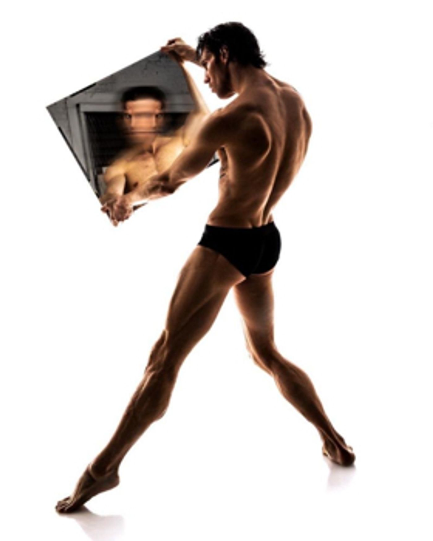 Review: Mirror, Mirror: Arthur Pita's THE TENANT Reflects Your Deepest, Darkest Secrets  Image