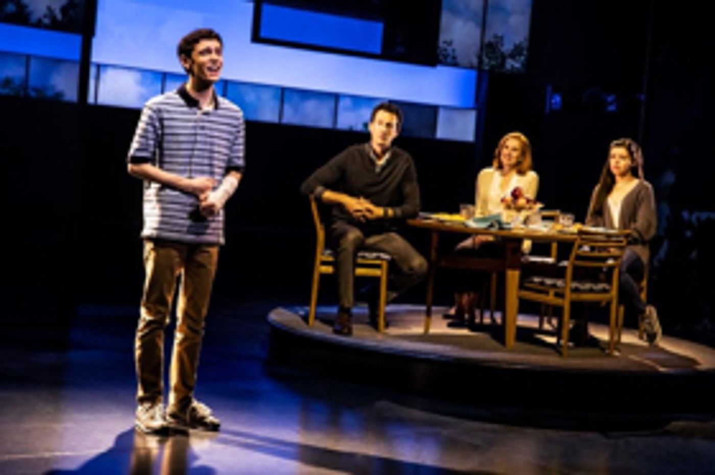DEAR EVAN HANSEN Announces Digital Lottery for Chicago Run DEAR EVAN HANSEN Announces Digital Lottery for Chicago Run Image