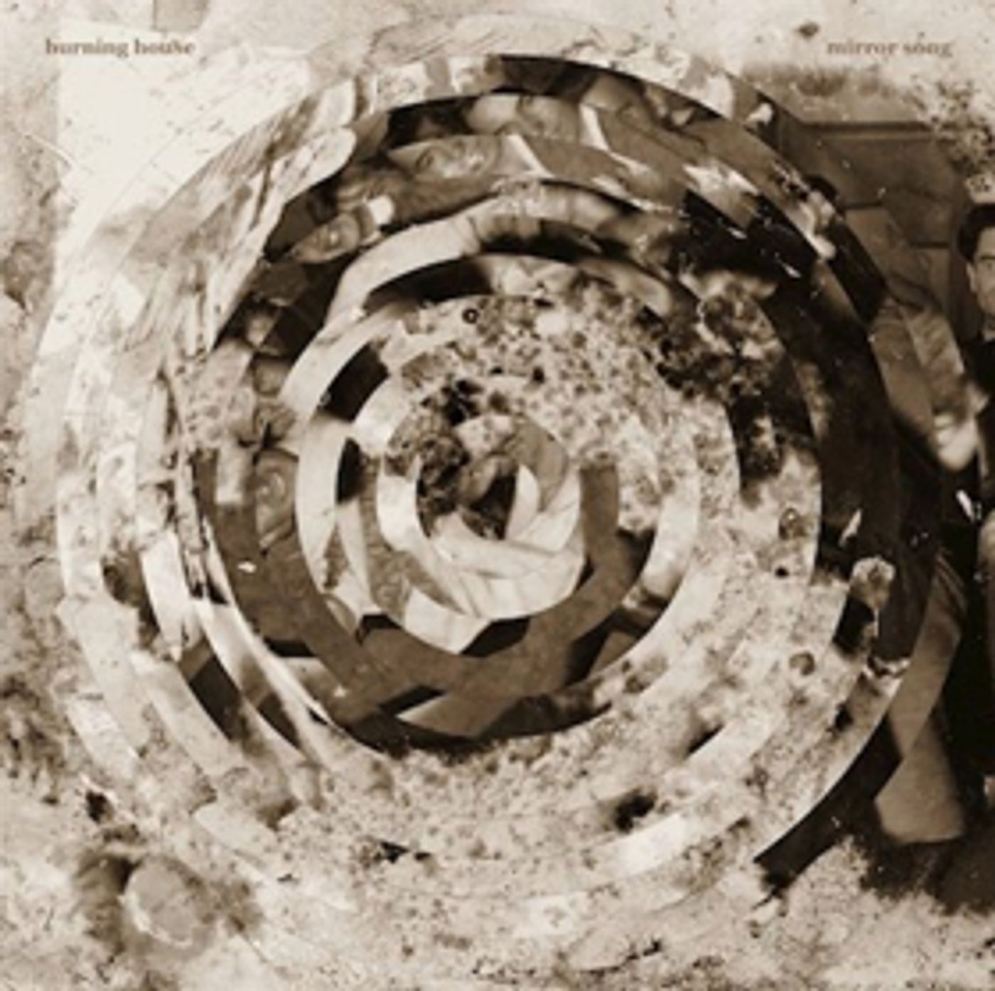 UK Noise-Gaze Outfit Burning House Announce New Single MIRROR SONG UK Noise-Gaze Outfit Burning House Announce New Single MIRROR SONG Image