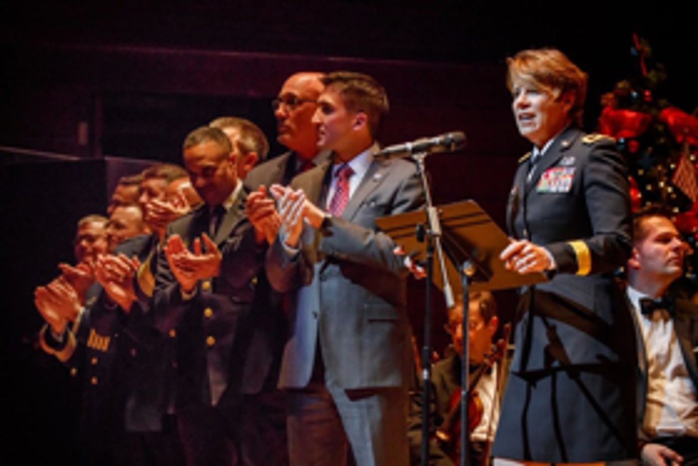 The Philly POPS Salutes Vets and First Responders With Free Christmas Concert  Image