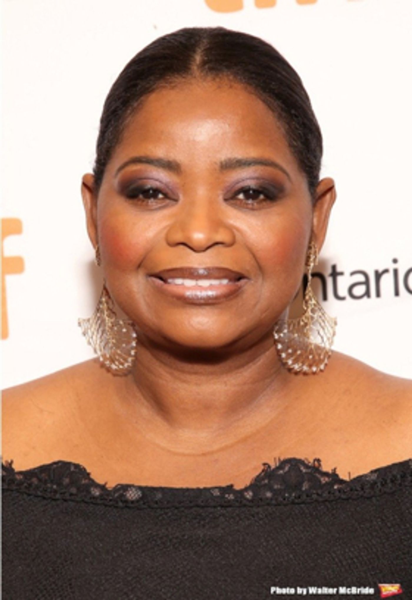 Lizzy Caplan Joins Octavia Spencer for Apple's ARE YOU SLEEPING Lizzy Caplan Joins Octavia Spencer for Apple's ARE YOU SLEEPING Image