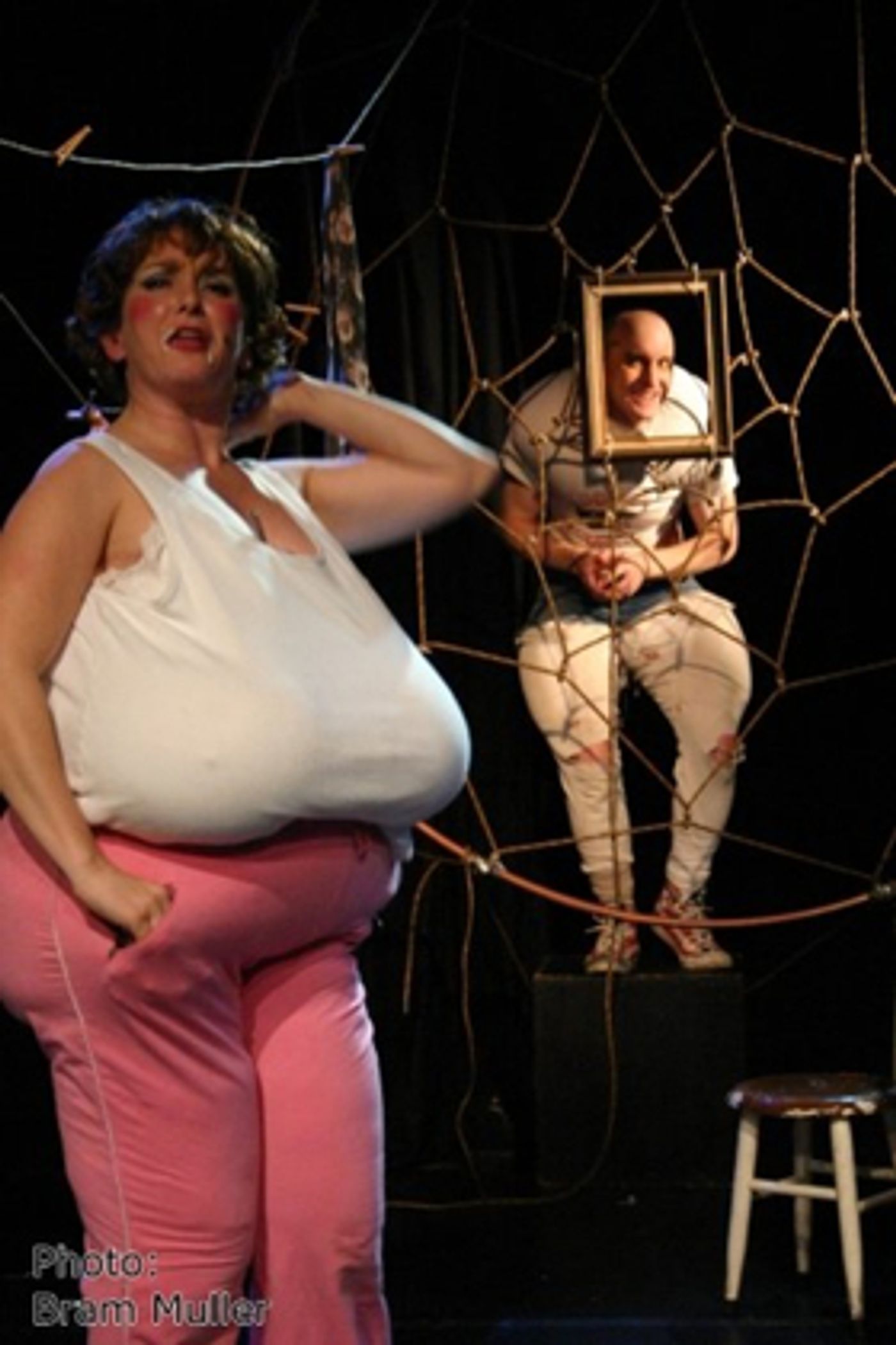 Review: Clowns' Crude Humor Assaults GLASS MENAGERIE Review: Clowns' Crude Humor Assaults GLASS MENAGERIE Image