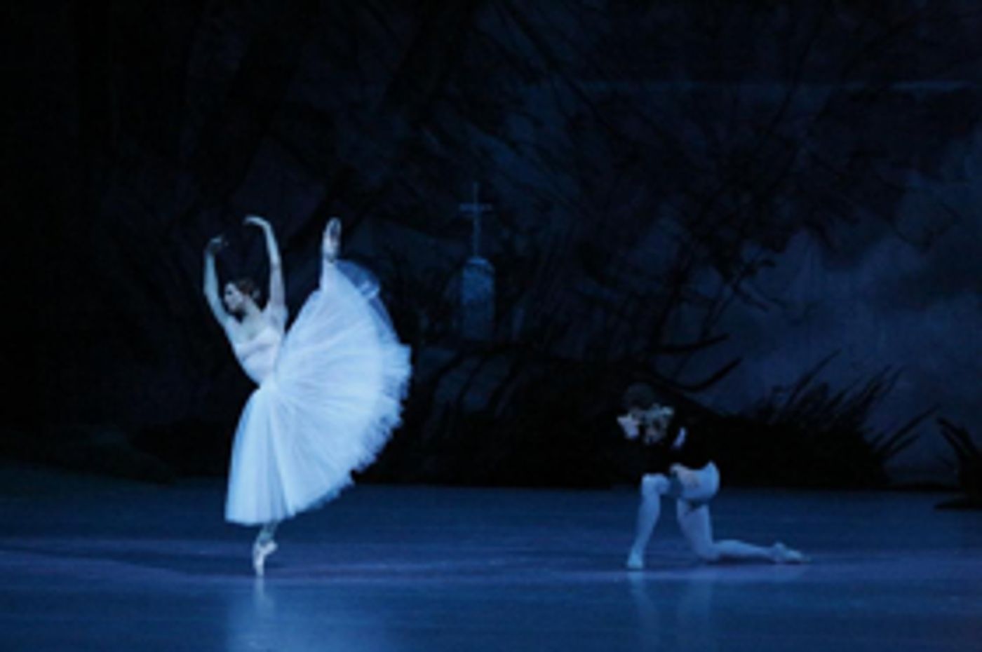 Review: Bolshoi Summer Series Presents a Repeat of Giselle Review: Bolshoi Summer Series Presents a Repeat of Giselle Image
