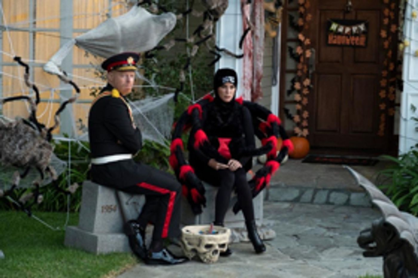 MODERN FAMILY Reveals Recurring Character's Death  Image