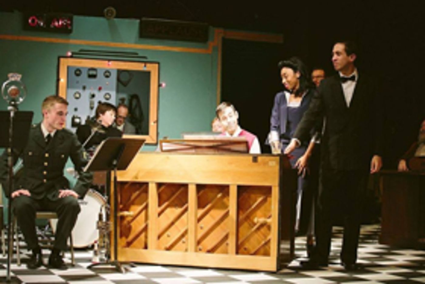 Review: 1940's Radio Hour at The Central New York Playhouse Review: 1940's Radio Hour at The Central New York Playhouse Image