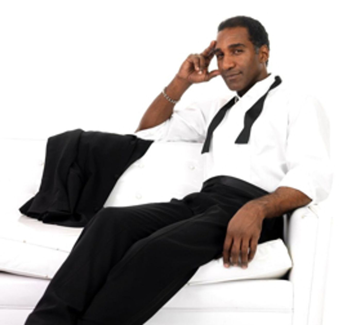 Norm Lewis Will Ring in the New Year at Feinstein's at the Nikko  Image