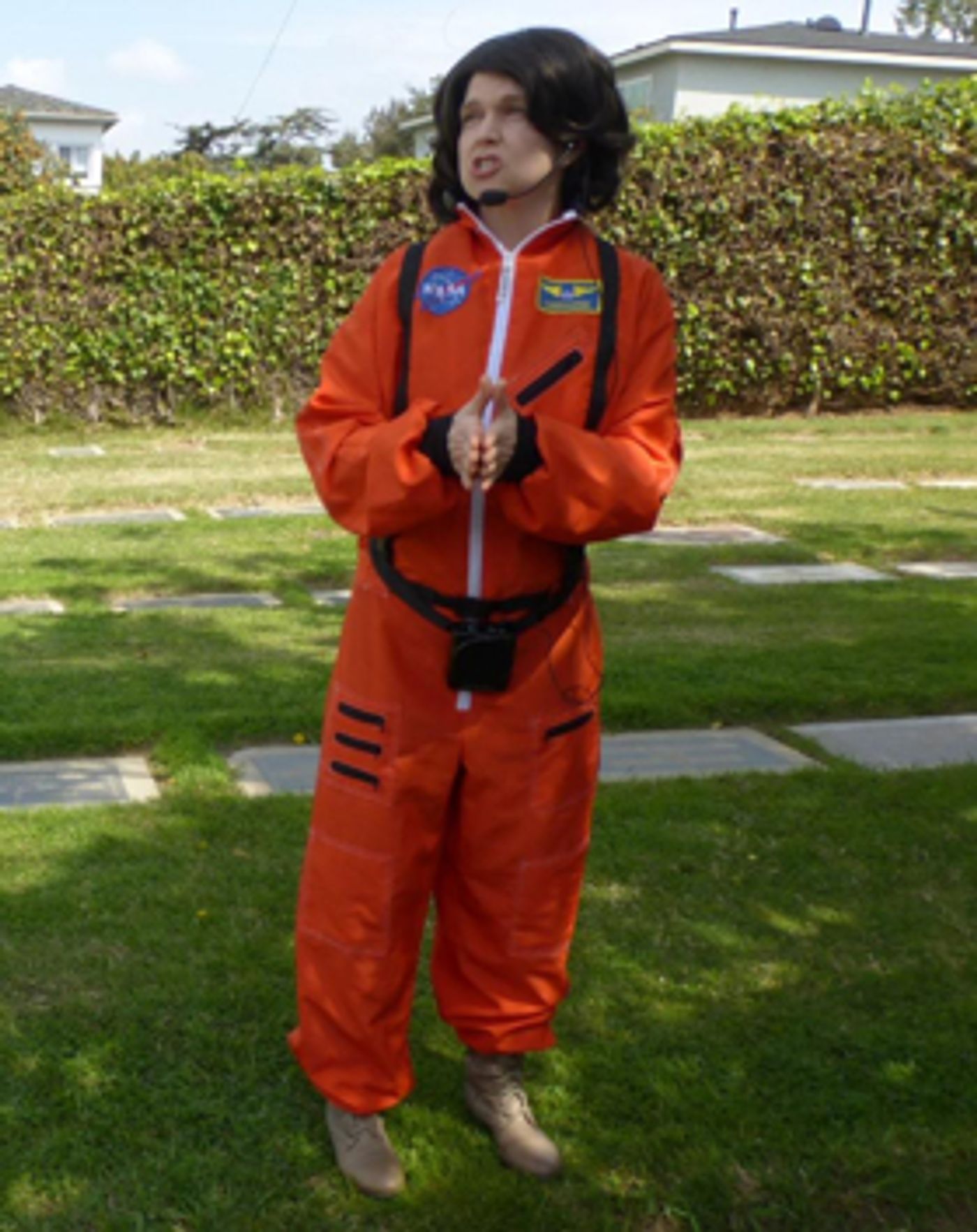 Review: Annual LIVING HISTORY TOUR Features Local Legends, Moguls, and Media Stars Resting Inside Woodlawn Cemetery  Image