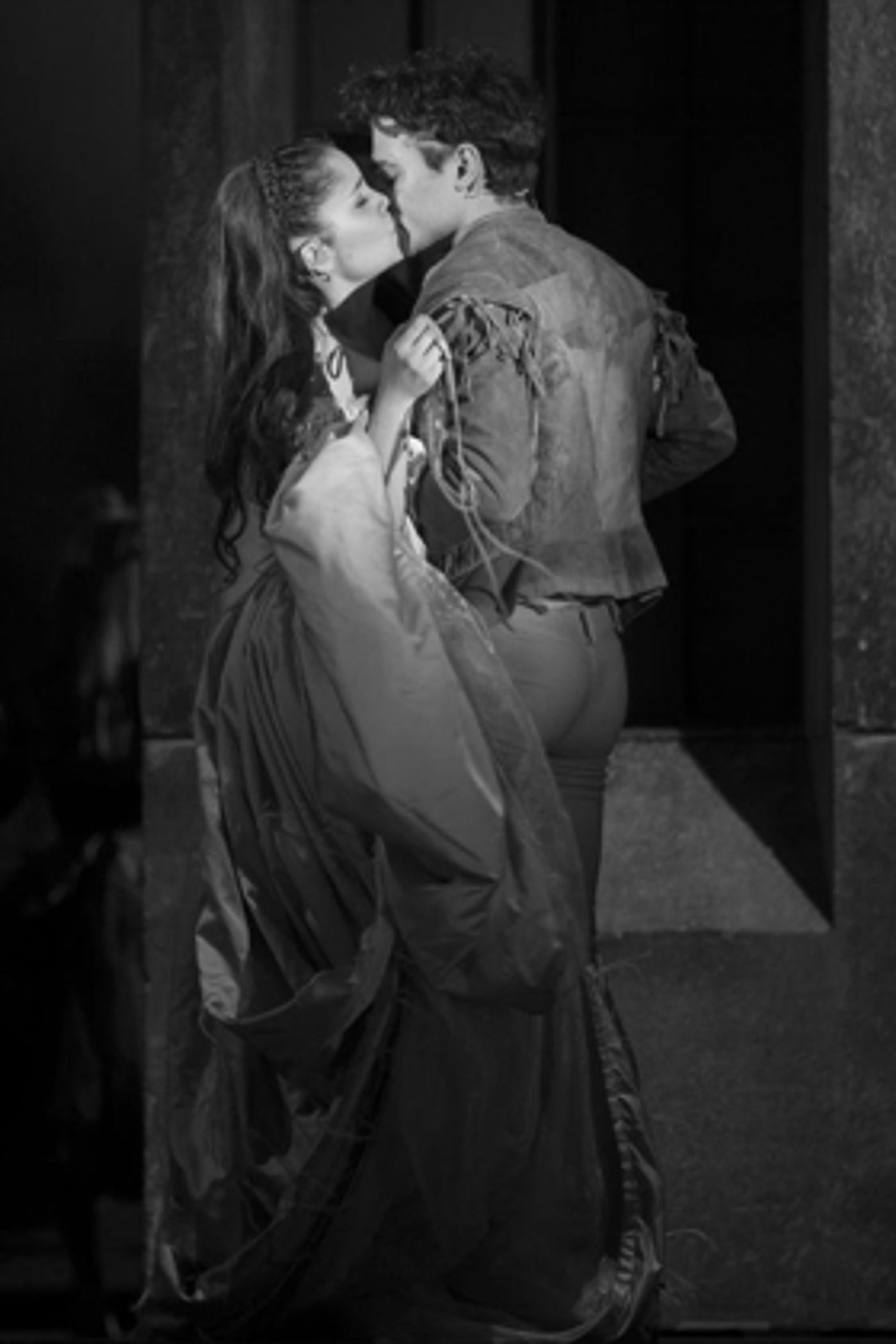 ROMEO E GIULIETTA. AMA E CAMBIA IL MONDO in scena al Teatro Europauditorium di Bologna ROMEO E GIULIETTA. AMA E CAMBIA IL MONDO in scena al Teatro Europauditorium di Bologna Image