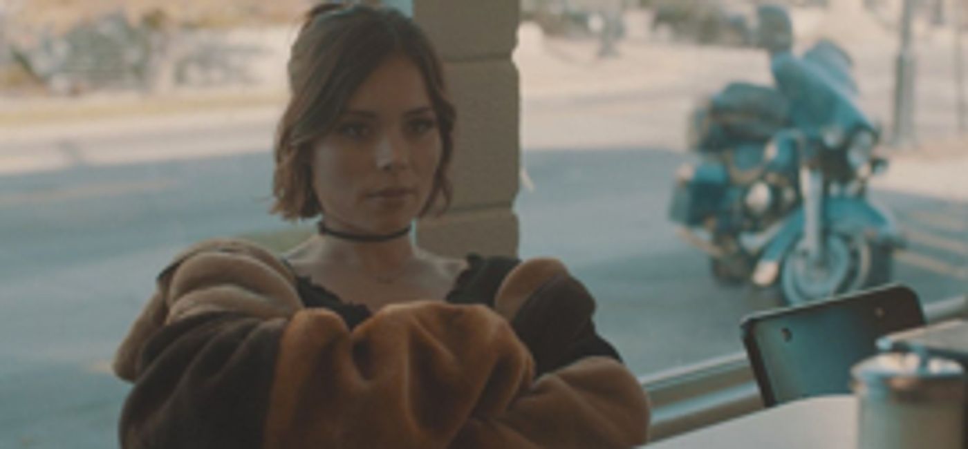 Jonas Blue Unveils Video for 'Desperate' ft. Nina Nesbitt  Image