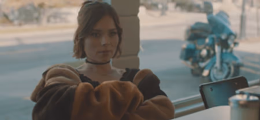 Jonas Blue Unveils Video for 'Desperate' ft. Nina Nesbitt  Image