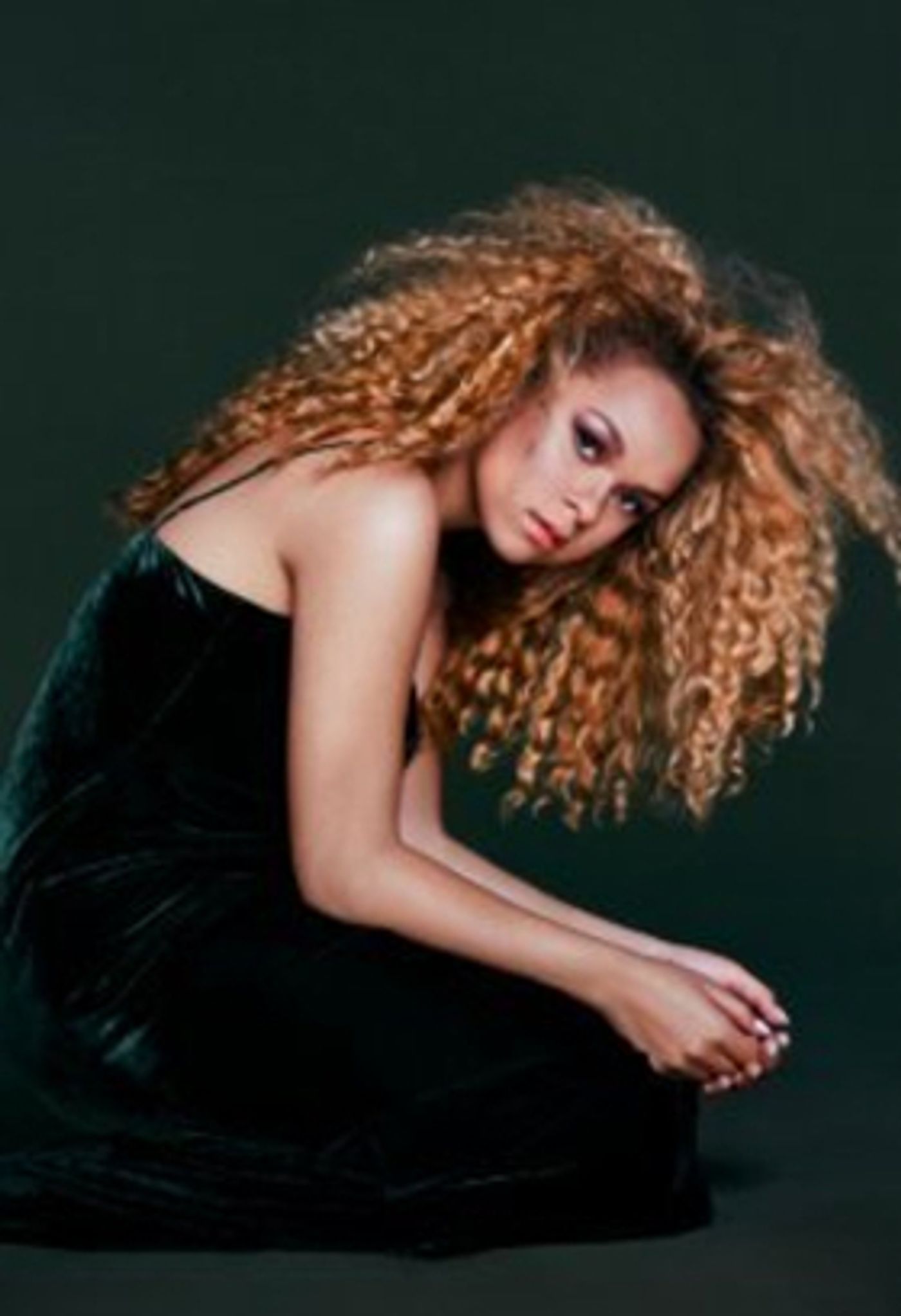 Rachel Crow Releases Confident New Video COULDA TOLD ME ft. Rapper CHIKA  Image