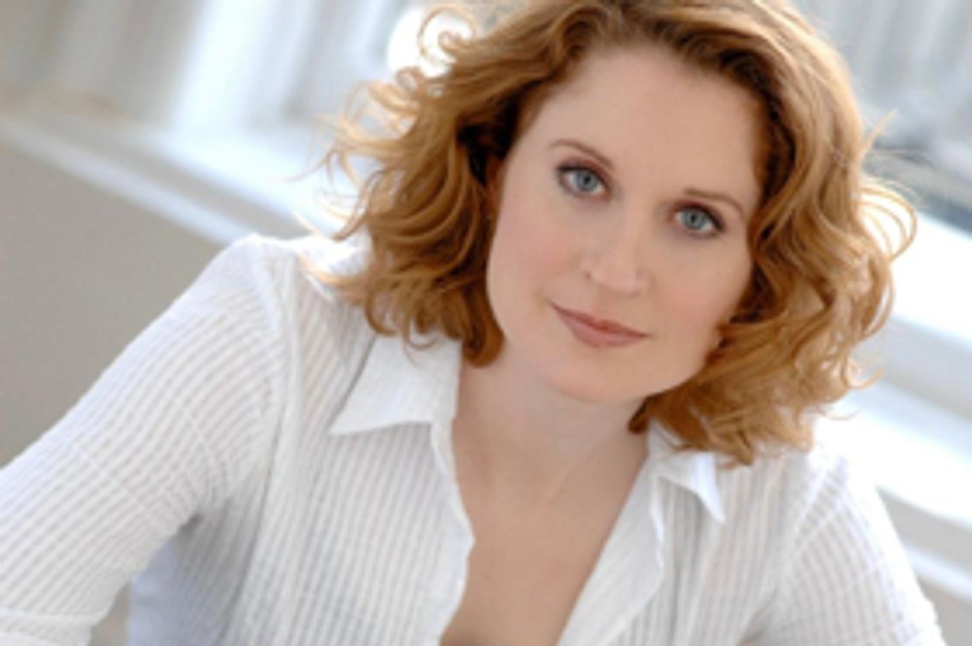 Christiane Noll Brings 'Am I Losing My Mind' to Feinstein's at the Nikko Christiane Noll Brings 'Am I Losing My Mind' to Feinstein's at the Nikko Image