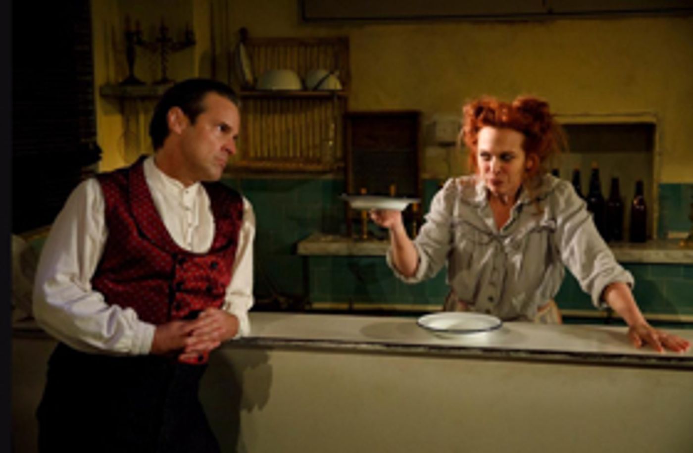 God, That's Good! SWEENEY TODD Sells 20,000th Pie at the Barrow Street Theatre God, That's Good! SWEENEY TODD Sells 20,000th Pie at the Barrow Street Theatre Image