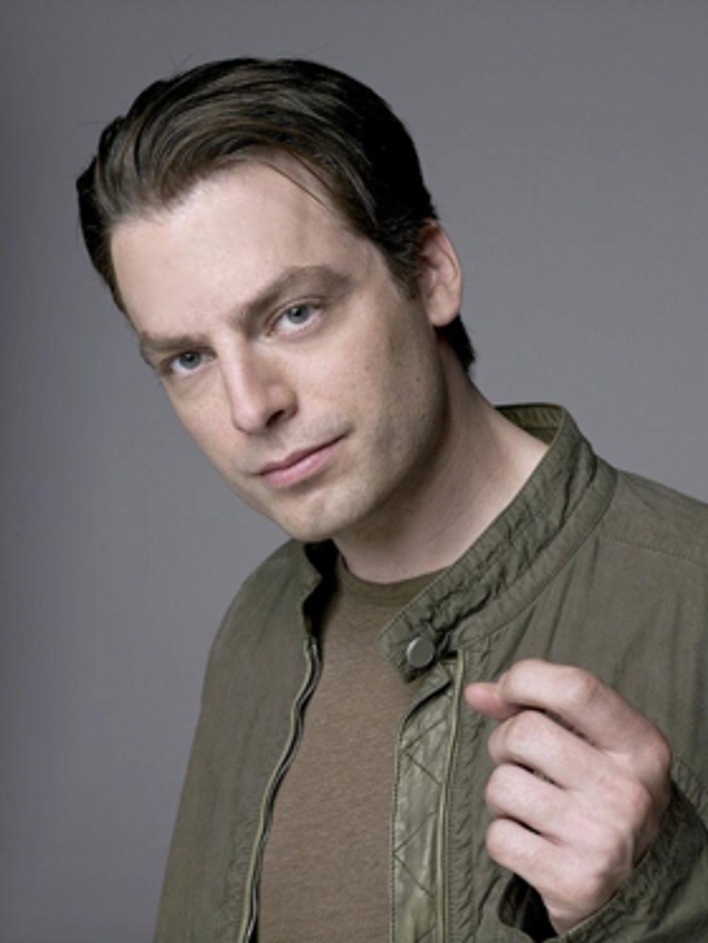 Justin Kirk Returns To Showtime in New Comedy Series KIDDING  Image