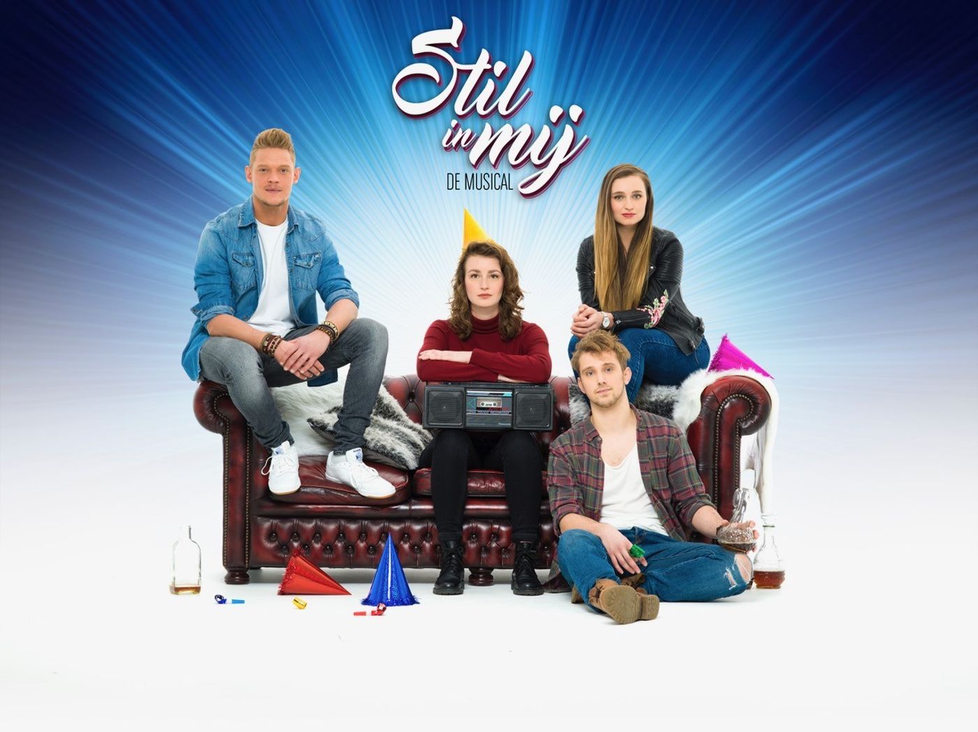 Feature: STIL IN MIJ at Tour: cast presents title song! Take a listen now! Feature: STIL IN MIJ at Tour: cast presents title song! Take a listen now! Image