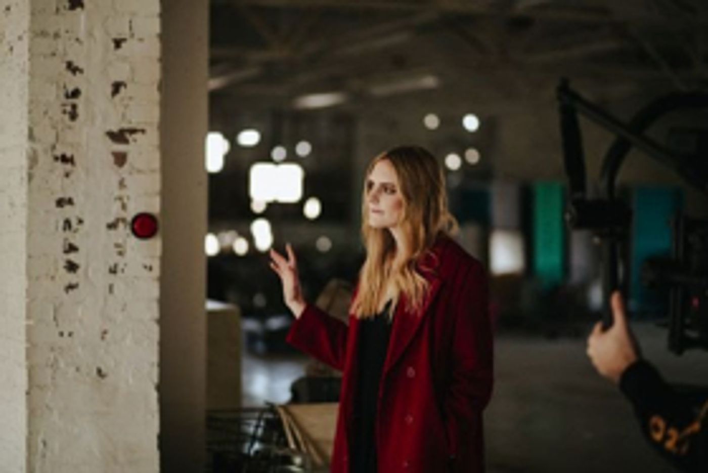 Megan Davies Shares Music Video for 'Gimme'  Image