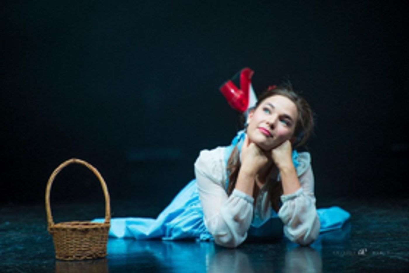 SIRENS OF THE SILVER SCREEN Returns At The Tabard Theatre  Image