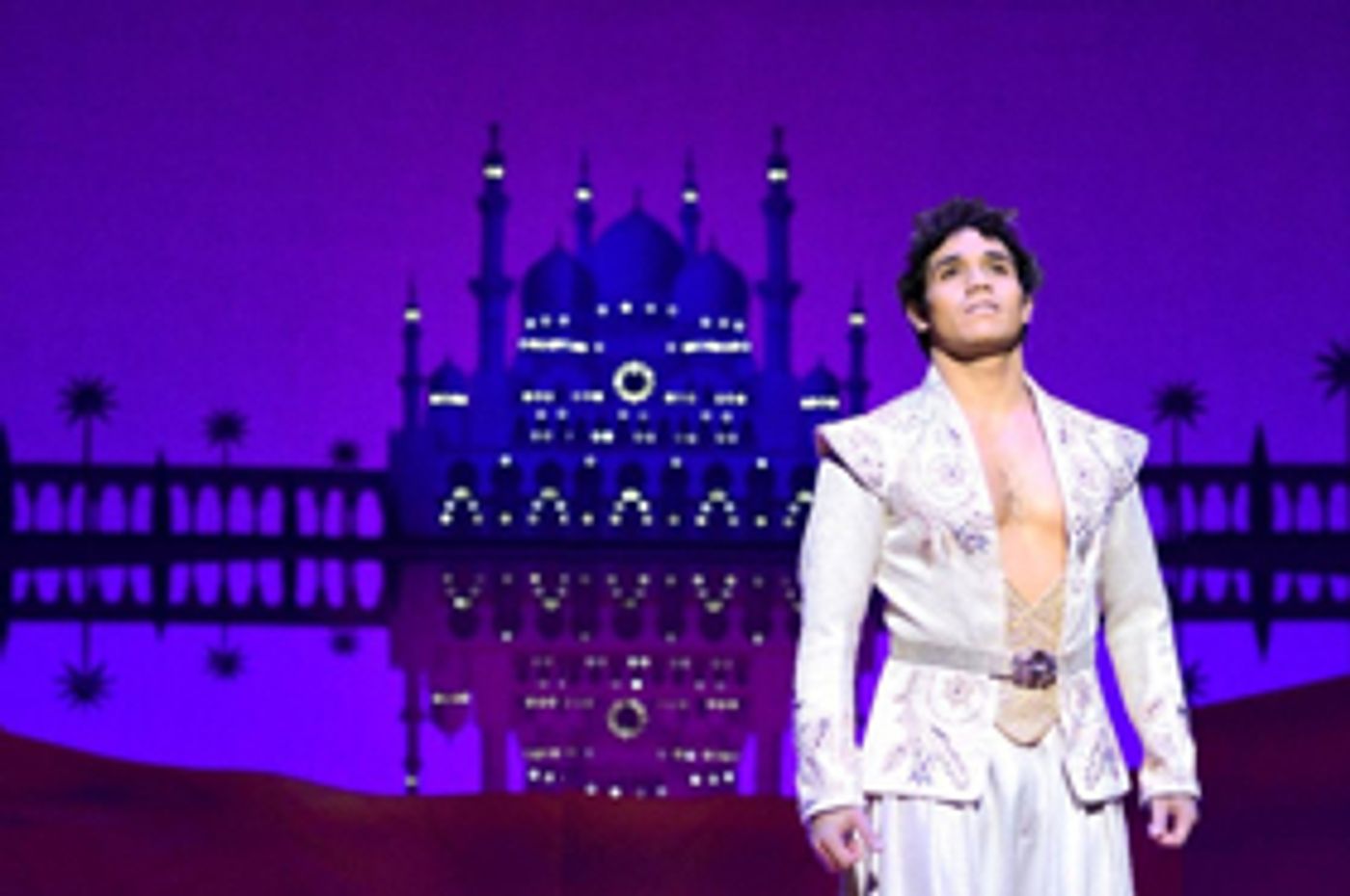 Review: ALADDIN Converts the Pantages into A Whole New World Review: ALADDIN Converts the Pantages into A Whole New World Image