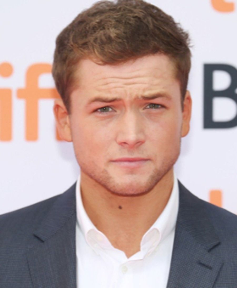 Paramount to Produce Elton John Biopic ROCKETMAN, Starring Taron Egerton Image