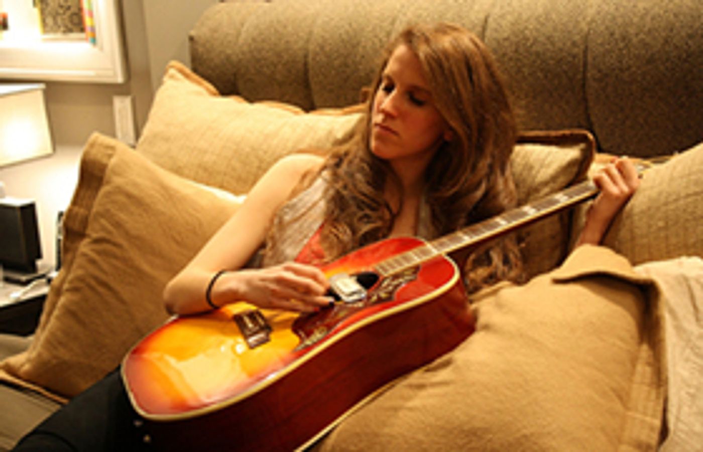 Zoe Sarnak Returns to Joe's Pub Featuring Whitney Bashor, Emma Hunton and More  Image