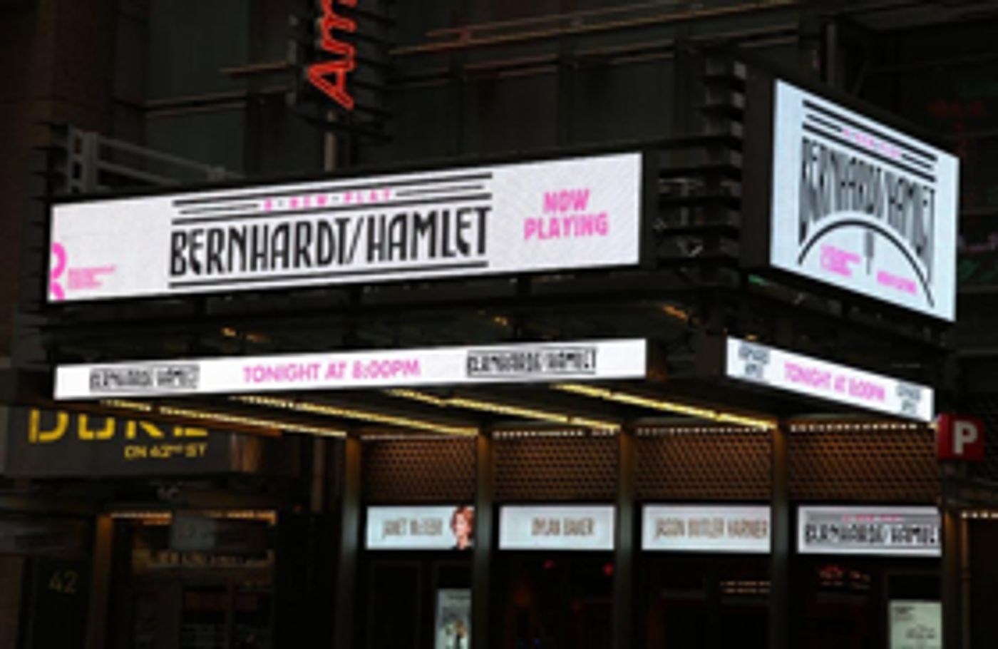TV: On the Red Carpet on Opening Night of BERNHARDT/HAMLET! TV: On the Red Carpet on Opening Night of BERNHARDT/HAMLET! Image