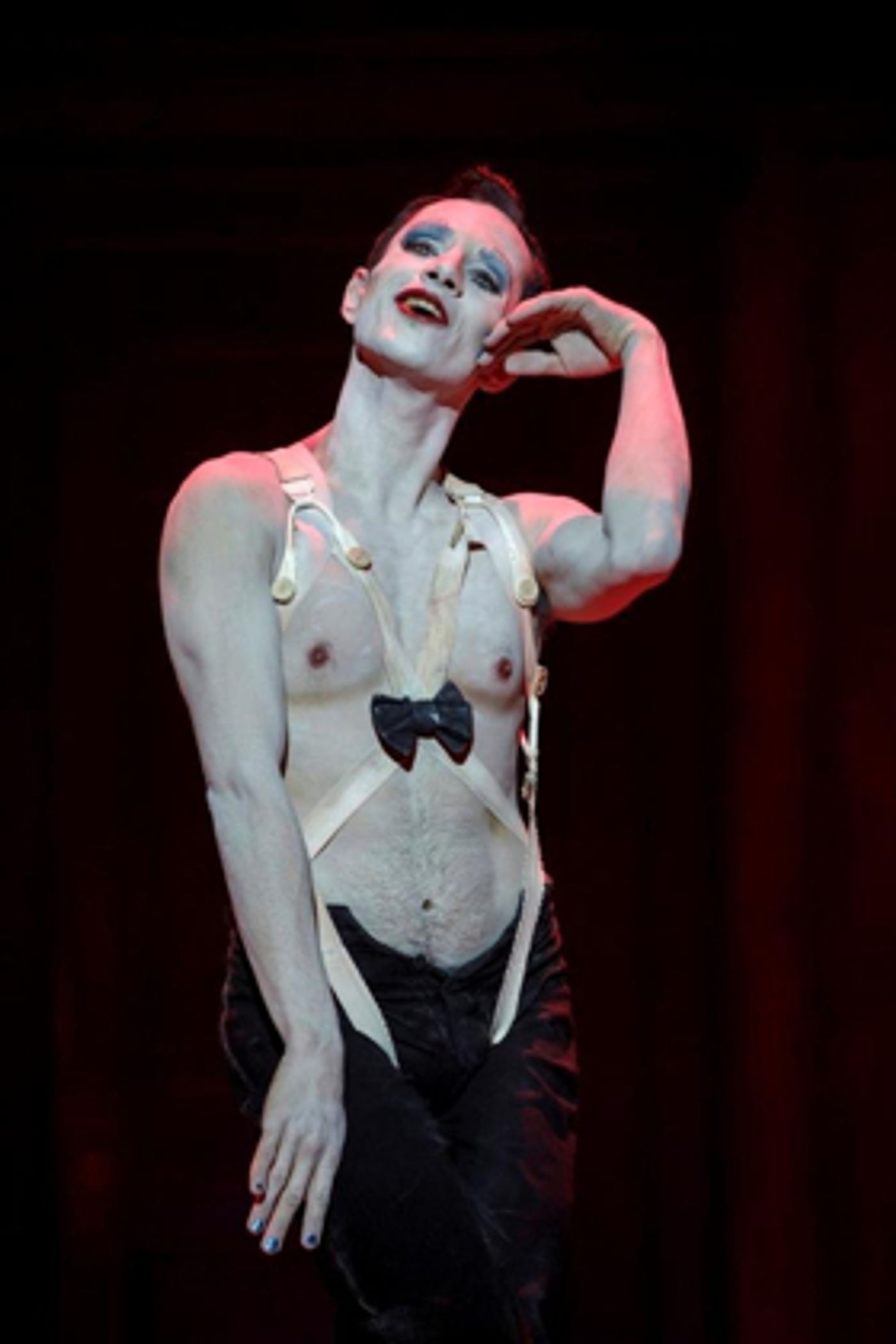 Review: CABARET at Kravis Center For The Performing Arts  Image