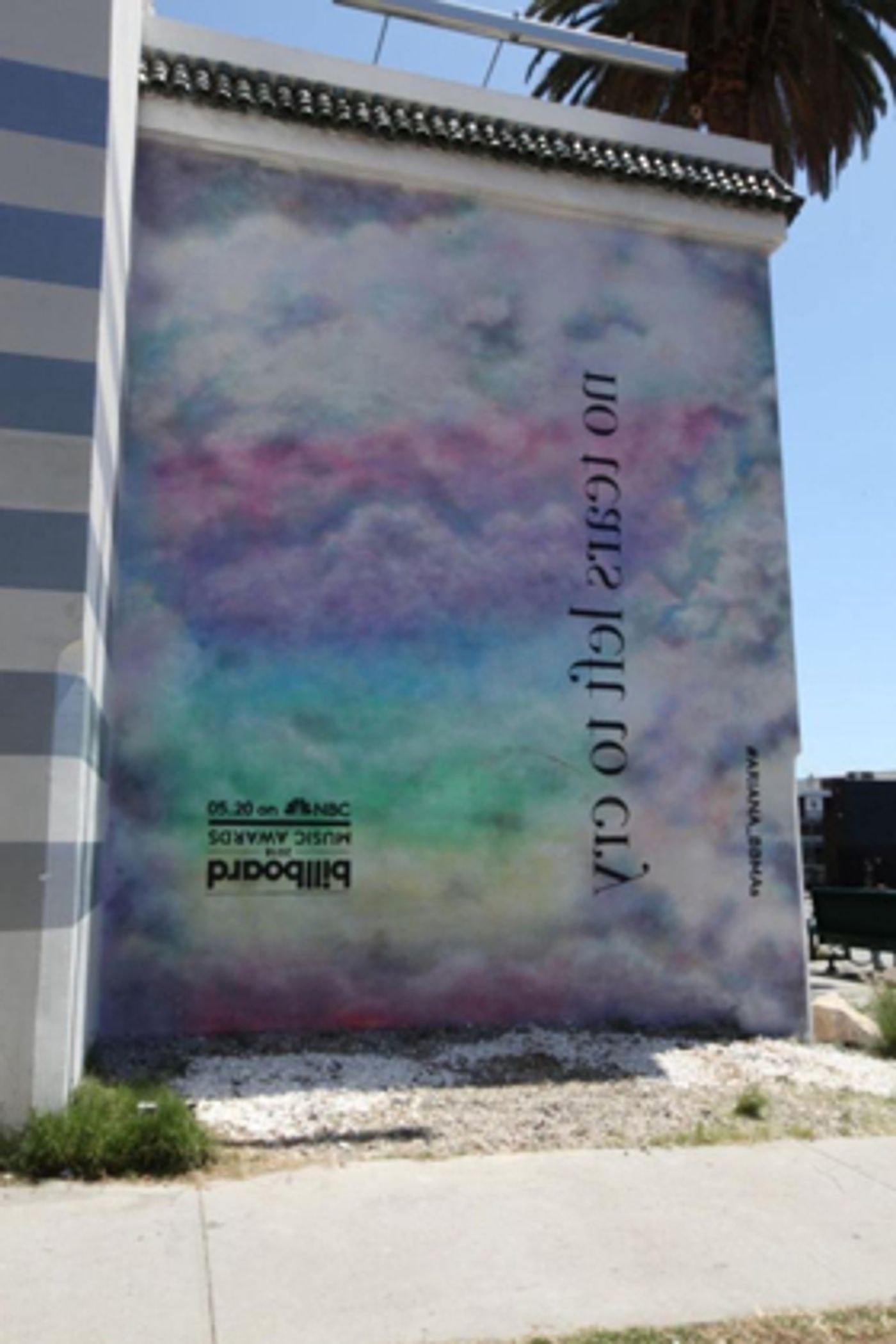 Ariana Grande & 2018 BILLBOARD MUSIC AWARDS Unveil NO TEARS LEFT TO CRY Mural on Sunset Boulevard Ariana Grande & 2018 BILLBOARD MUSIC AWARDS Unveil NO TEARS LEFT TO CRY Mural on Sunset Boulevard Image