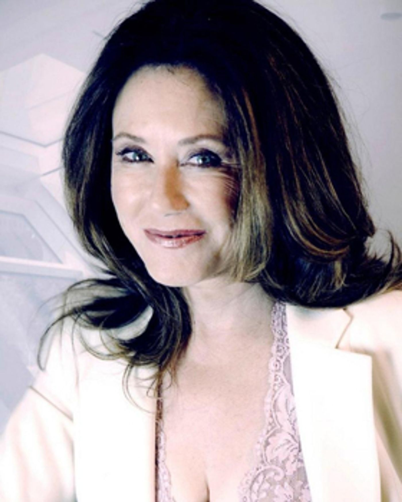 Mary McDonnell to Receive 2018 Pell Lifetime Achievement Award  Image