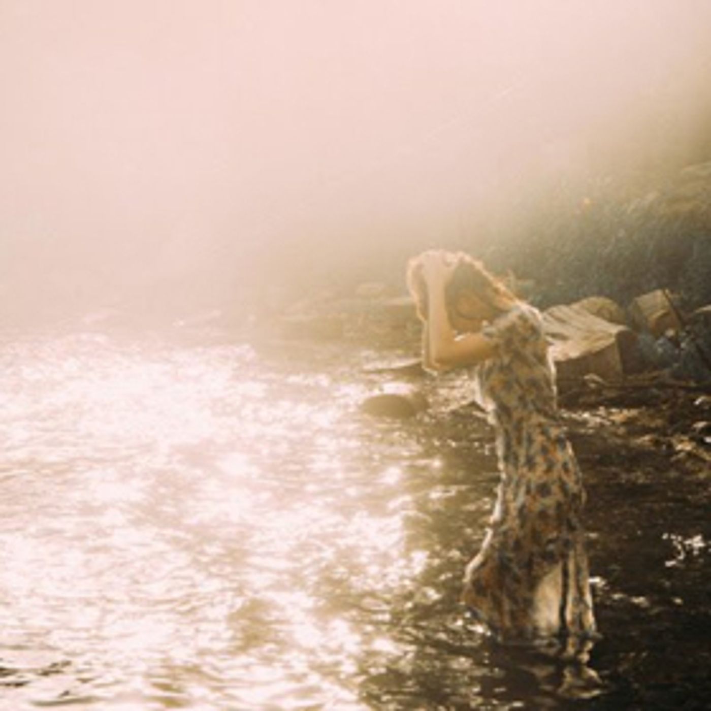 Ella Vos Premieres TEMPORARY, Plus Confirms North American Tour Ella Vos Premieres TEMPORARY, Plus Confirms North American Tour Image