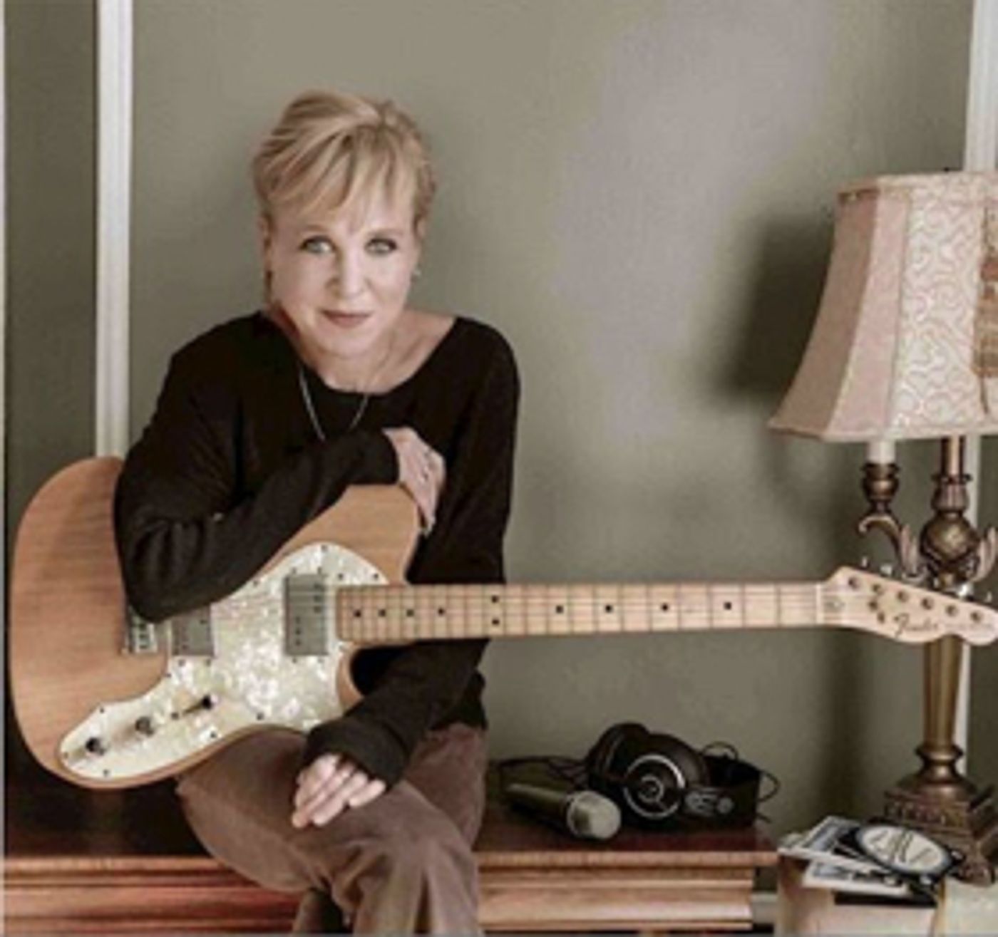 Kristin Hersh Announces New UK Tour Dates For June 2018 Following London's Meltdown Festival Kristin Hersh Announces New UK Tour Dates For June 2018 Following London's Meltdown Festival Image