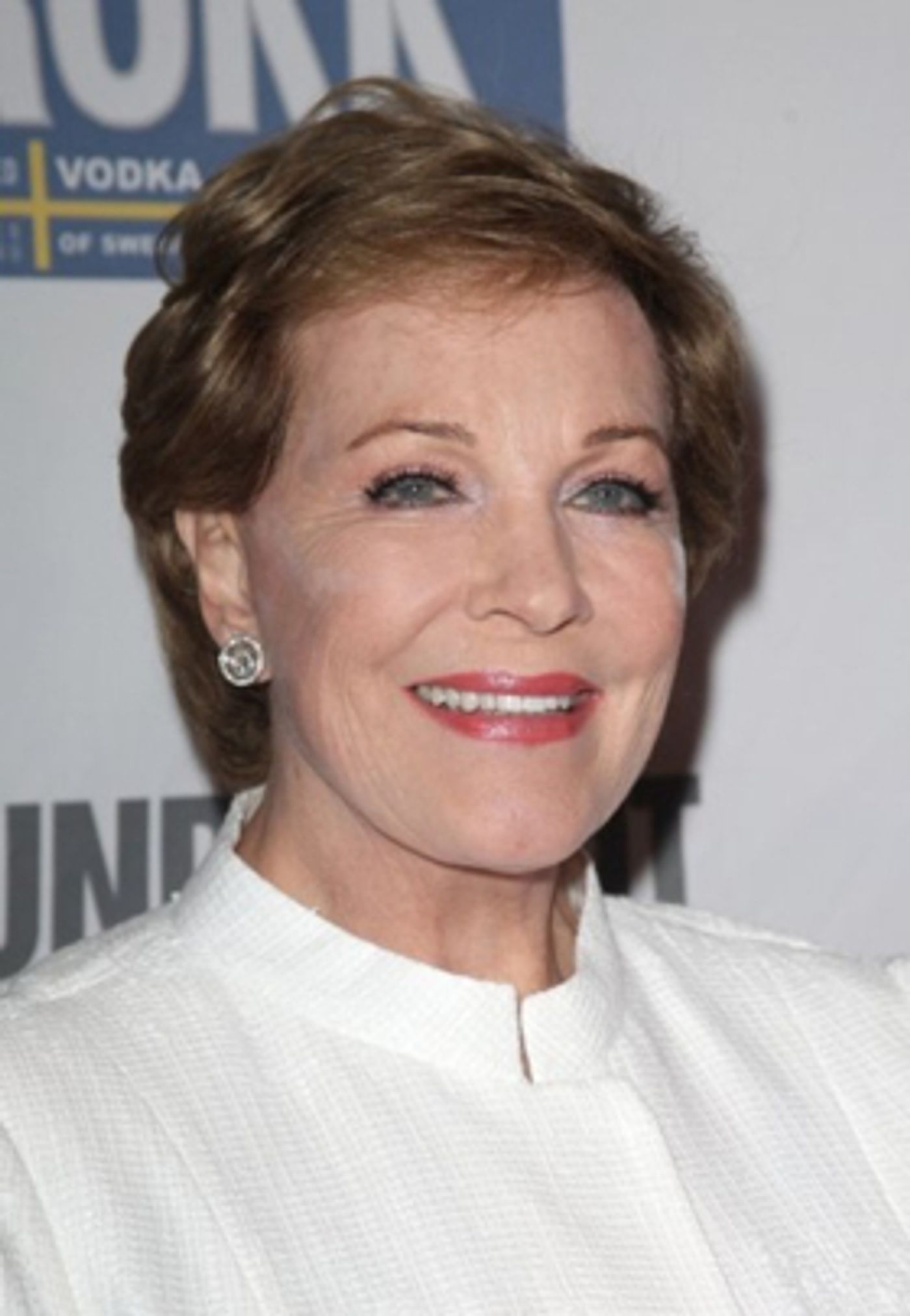 Feinstein's/54 Below Will Celebrate Dame Julie Andrews This Sunday  Image