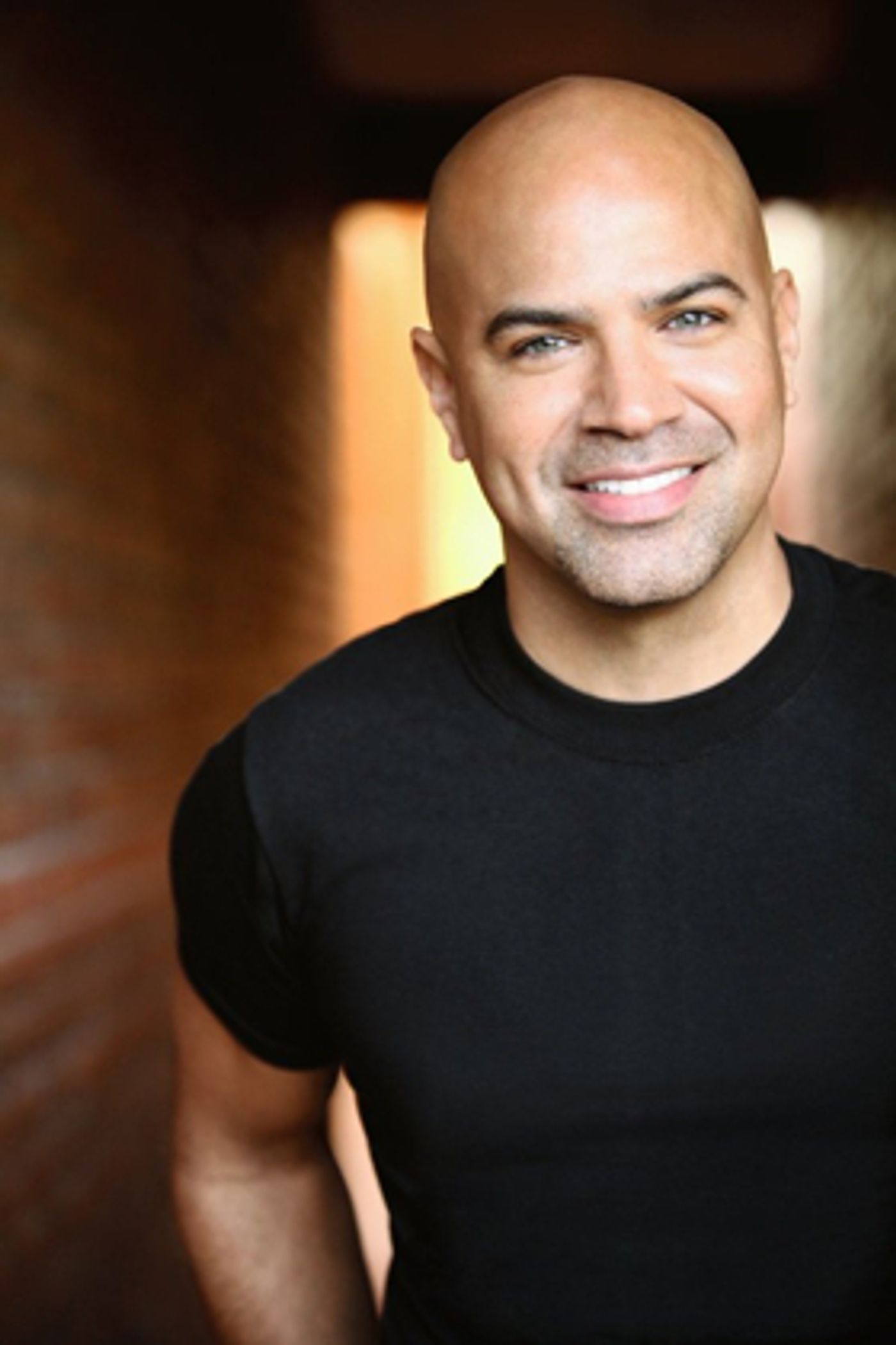 Philip Anthony Rodriguez to Close Out THE WONDERFUL WINTER  OF OZ in Role of Lion  Image