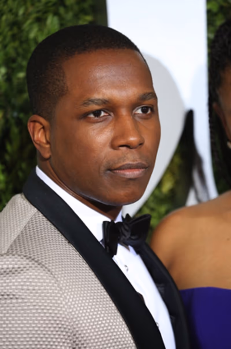 Tony Winner Leslie Odom Jr. to Perform on NBC's CHRISTMAS IN ROCKEFELLER CENTER Image