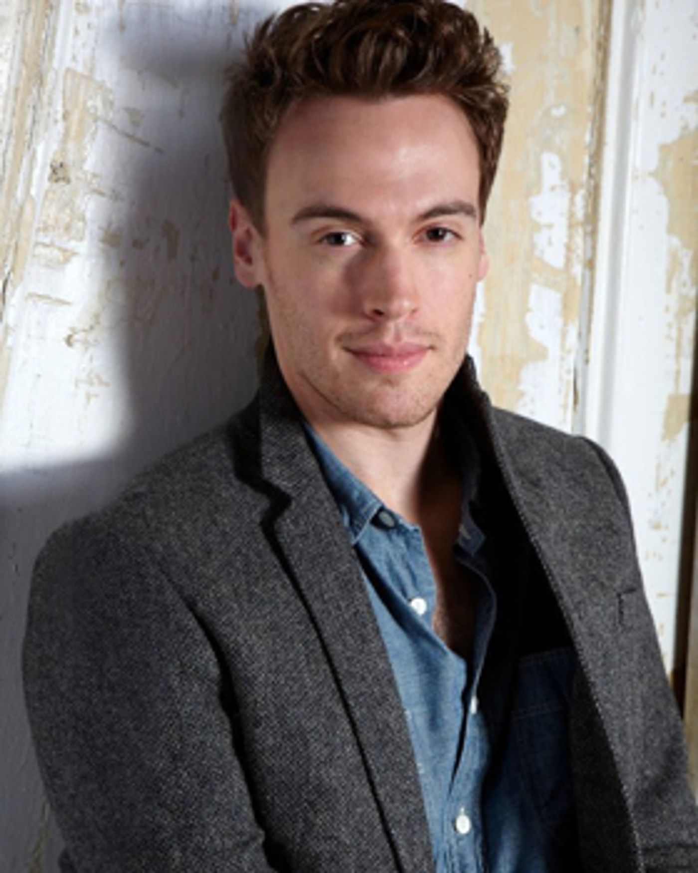 Erich Bergen to Have Some Bad Ideas as Next Doctor Pomatter in WAITRESS  Image
