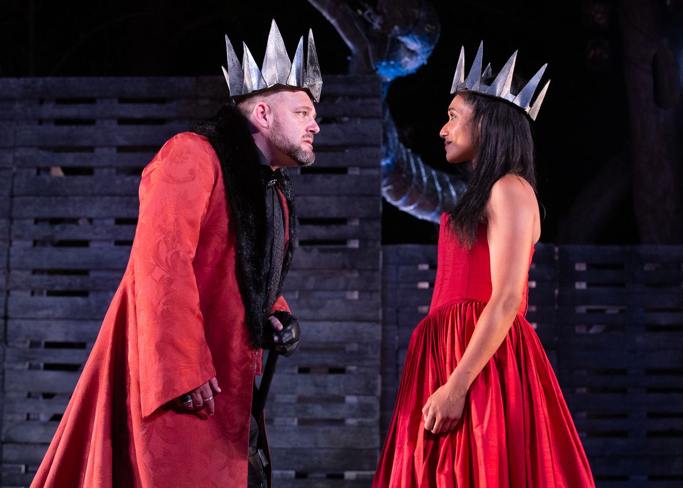 Review: Alan Committie Steals The Crown and Spotlight in Maynardville's RICHARD III  Image