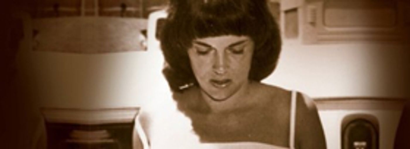 Riverside Theatres Presents LETTERS TO LINDY Riverside Theatres Presents LETTERS TO LINDY Image