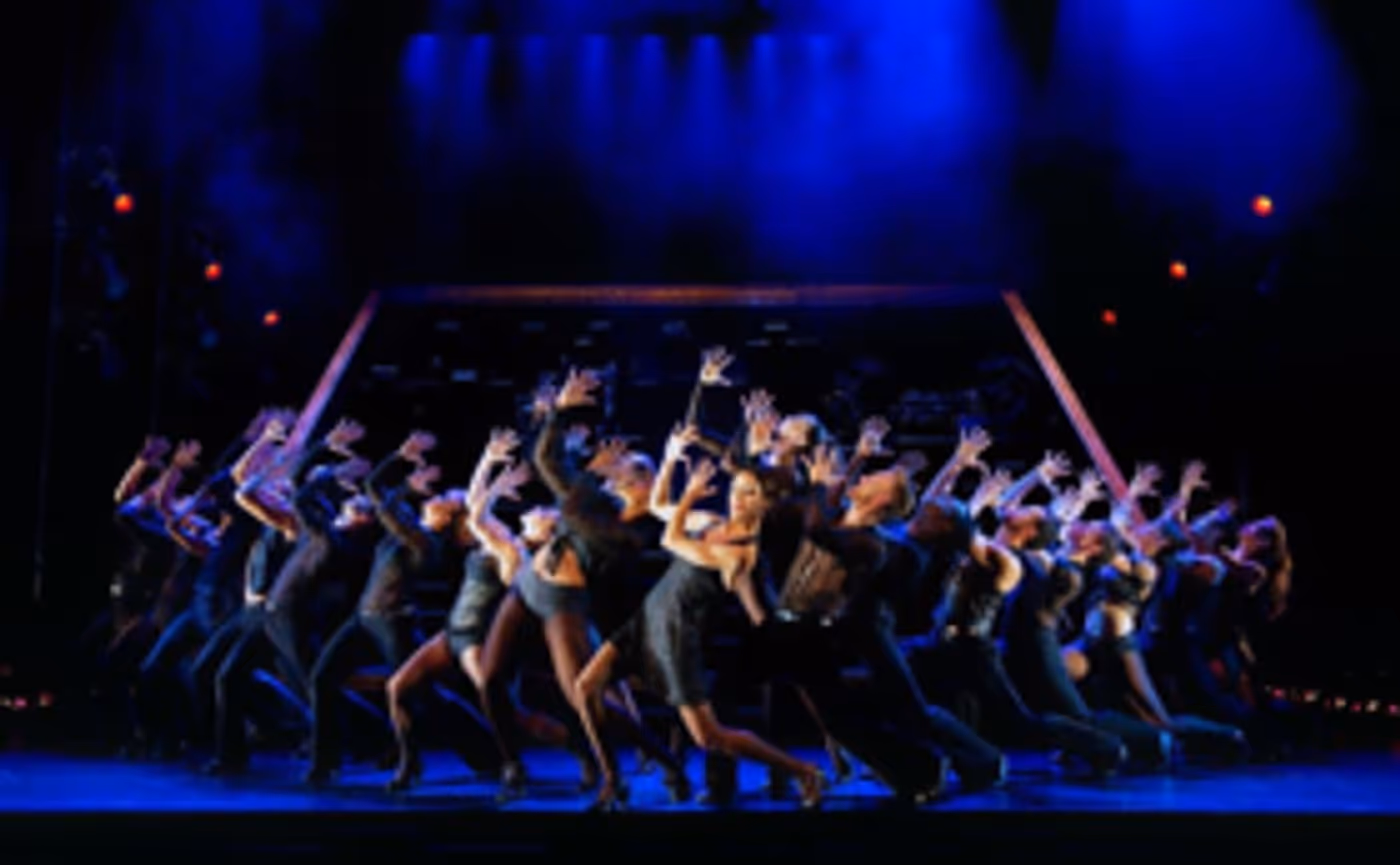 Review: CHICAGO at Mogador Theatre Review: CHICAGO at Mogador Theatre Image