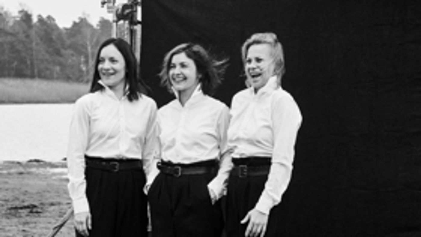 Paavo Westerbergin Tšehov-ohjaus Kolme sisarta tuo Kansallisteatteriin sukupolvensa valovoimaisimpia näyttelijöitä Paavo Westerbergin Tšehov-ohjaus Kolme sisarta tuo Kansallisteatteriin sukupolvensa valovoimaisimpia näyttelijöitä Image