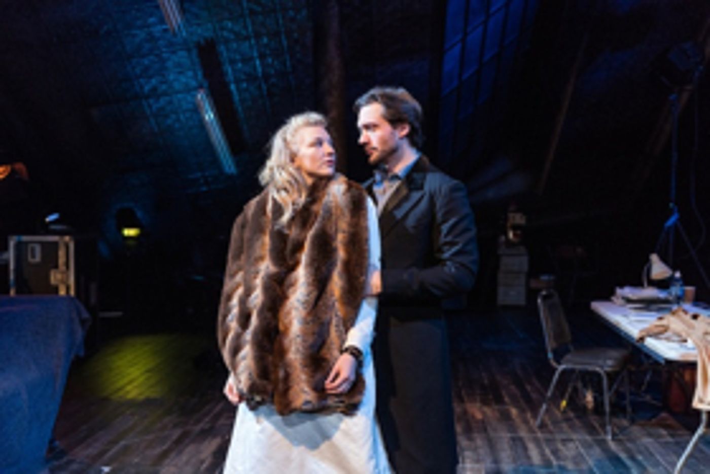 Interview: David Oakes Talks VENUS IN FUR  Image