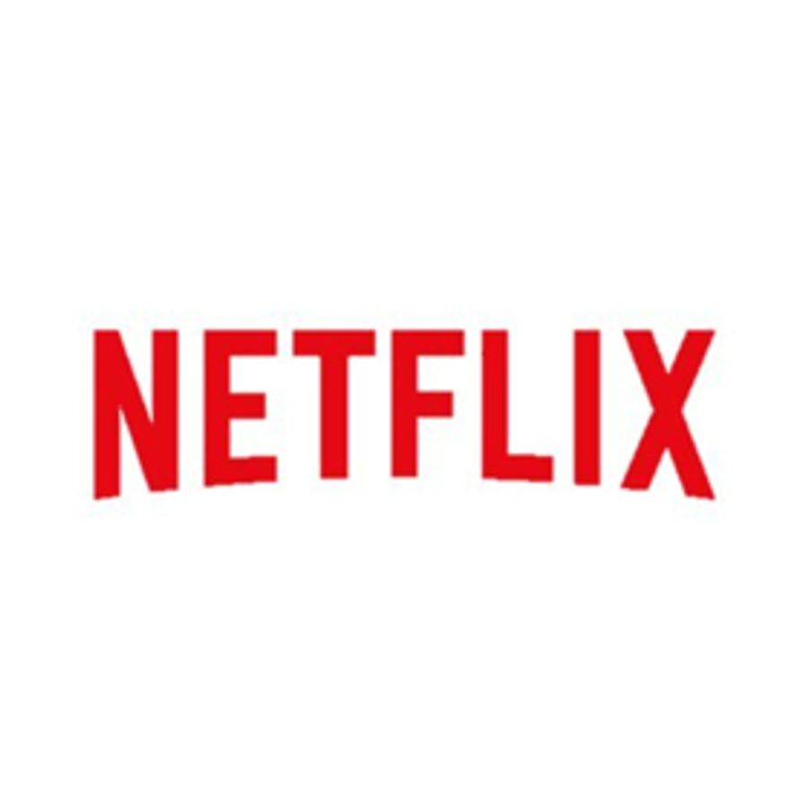 Bill Skarsgard and Eliza Scanlen Join Netflix's THE DEVIL ALL THE TIME  Image