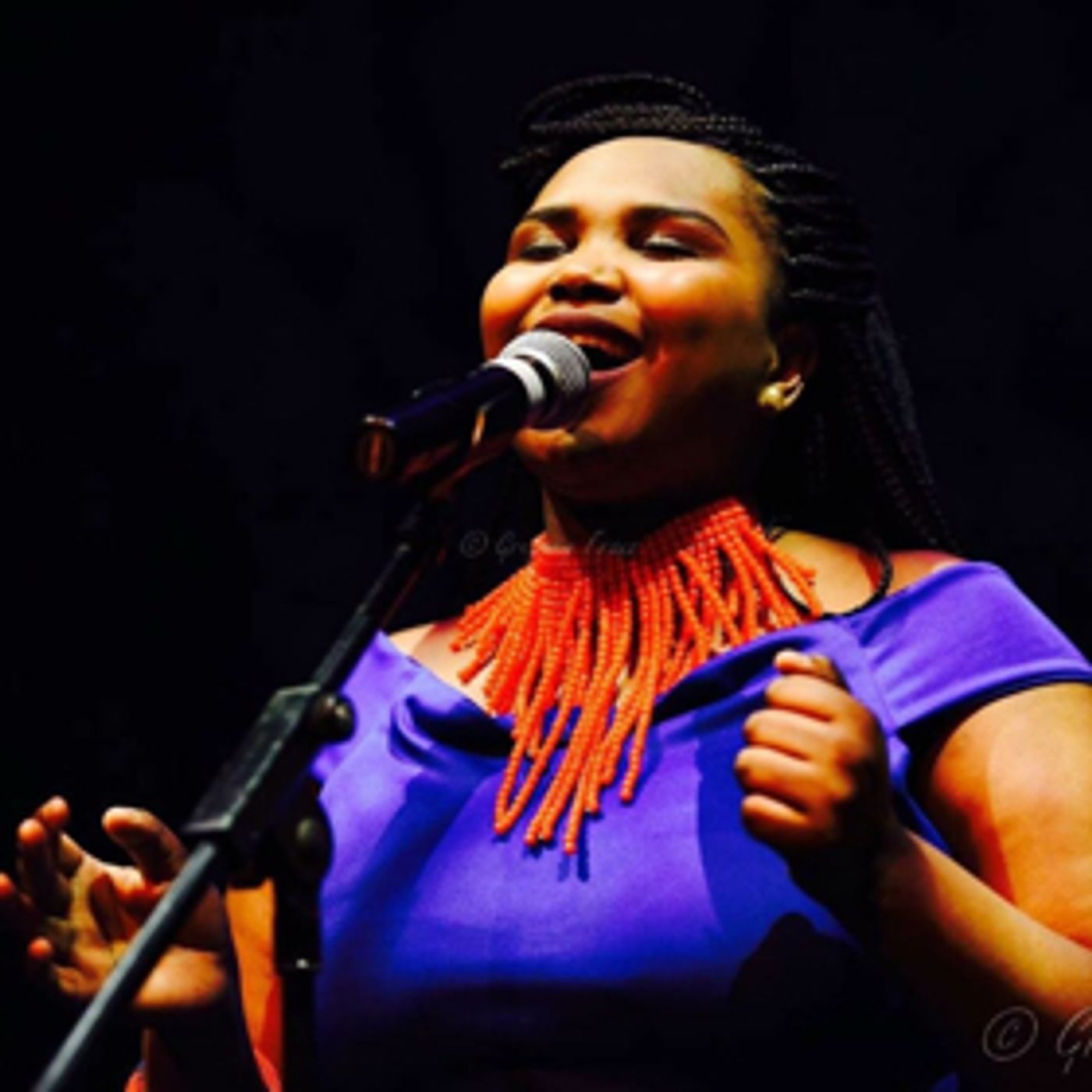 SUNSET SESSIONS WITH ZINZI NOGAVU Comes to Alexander Upstairs SUNSET SESSIONS WITH ZINZI NOGAVU Comes to Alexander Upstairs Image