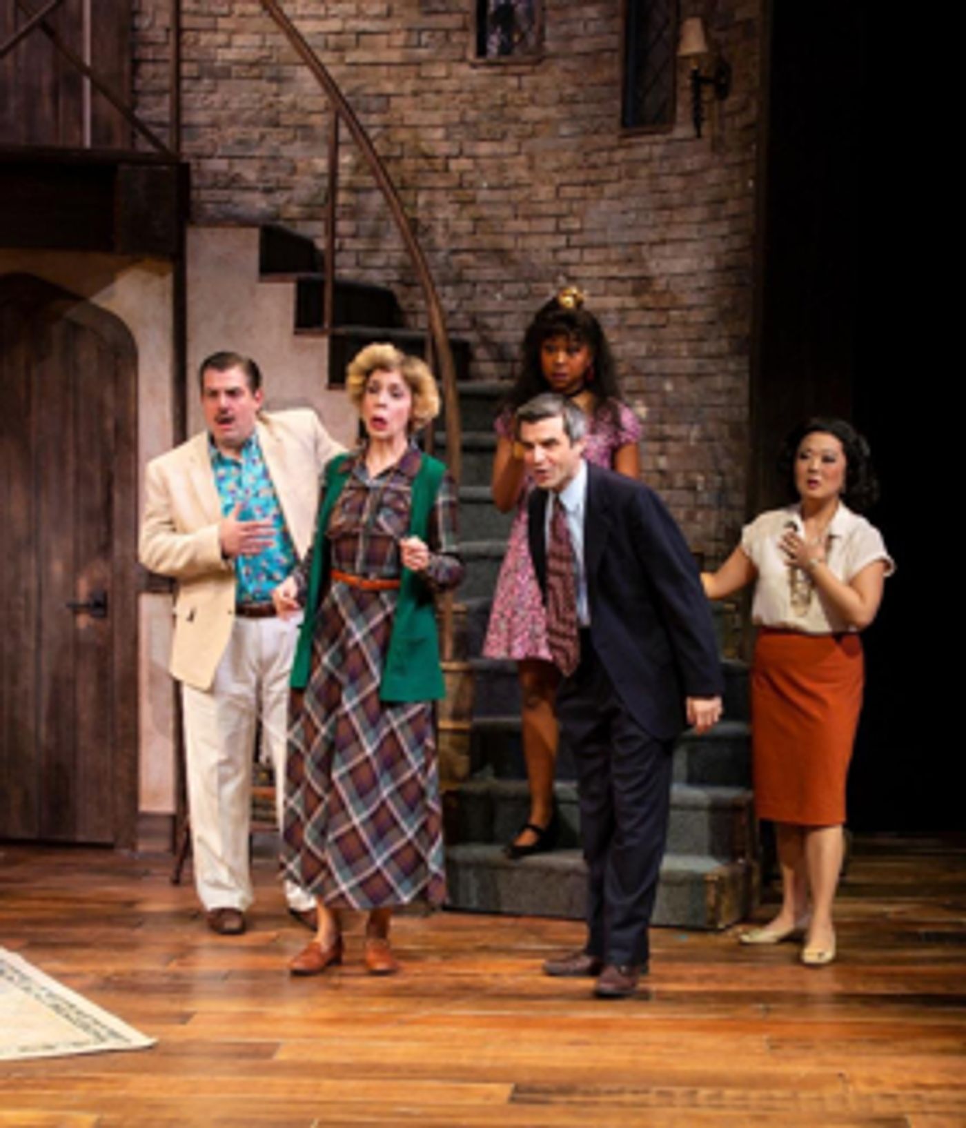 Review: NOISES OFF at TRT is a Sidesplitting Comedy Wonderfully Performed  Image