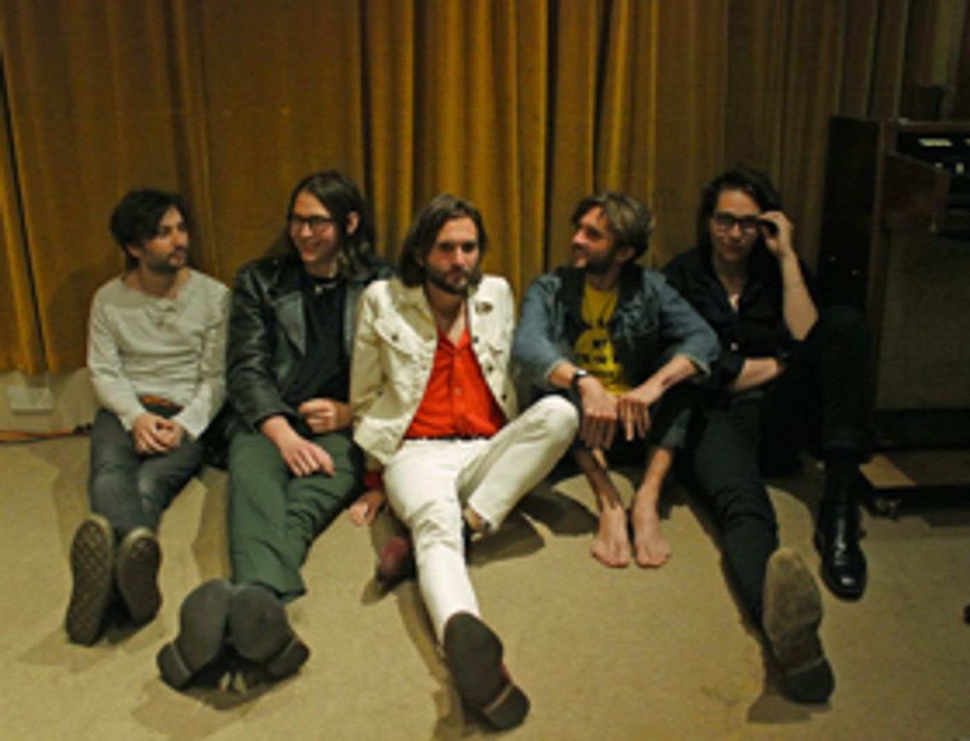 Voyages Release 'New Year's Day' EP on Vinyl & Digital Download Image