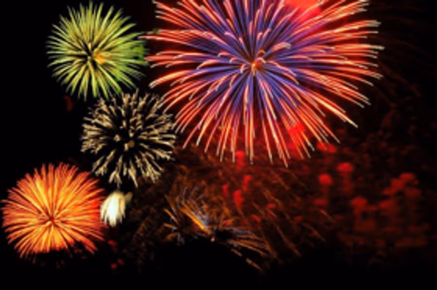 NEW YEARS 2019-Get Ready to Dine and Party at These Spots Image